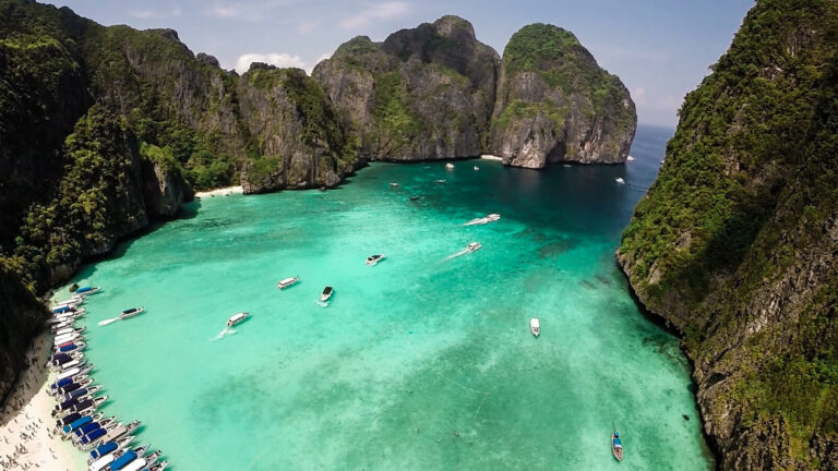 vody-iakoho-moria-naiteplishi-tropichnyi-rai-z-temperaturamy-ponad-30c-0be8